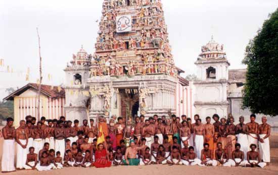 Sitthandi group portrait