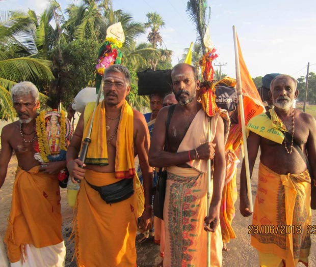 Pada Yatra pilgrims en route to Kataragama, June 2013